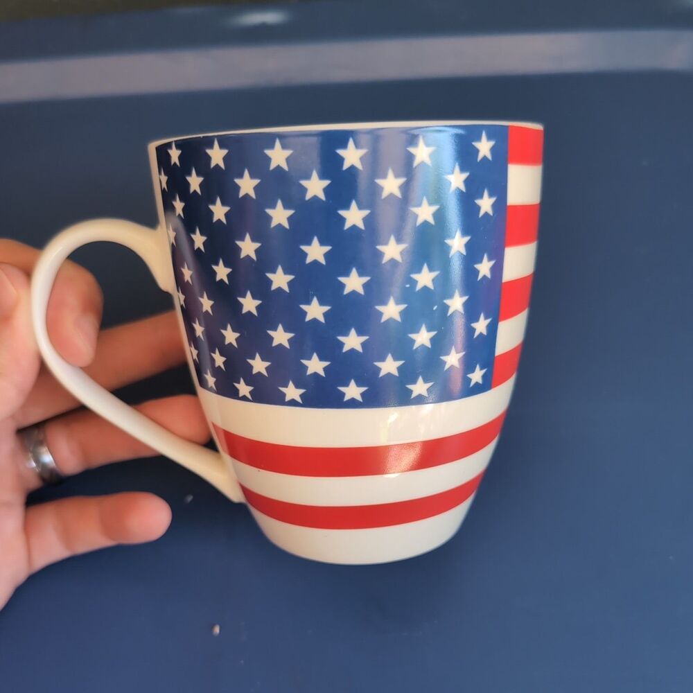 Pfaltzgraff Everyday American Flag Mug